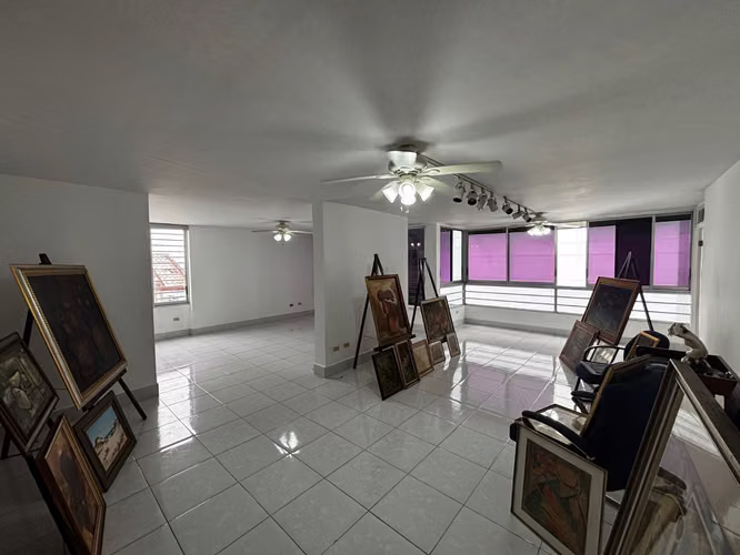 VENTA APTO Pent House, Calle 76 cerca Atlapa, Super Amplio, Bien mantenido !!! - Imagen 7