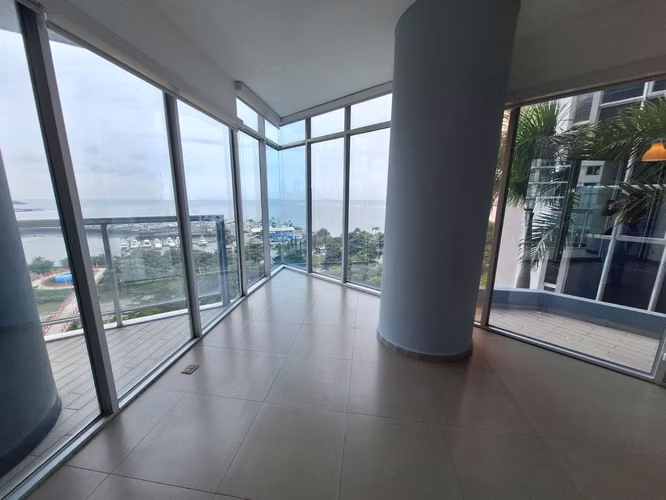 VENTA APARTAMENTO PH YACHT CLUB, AV BALBOA - Imagen 2