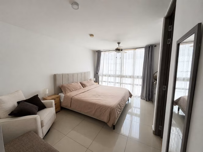 Apartamento amoblado en Costa del Este