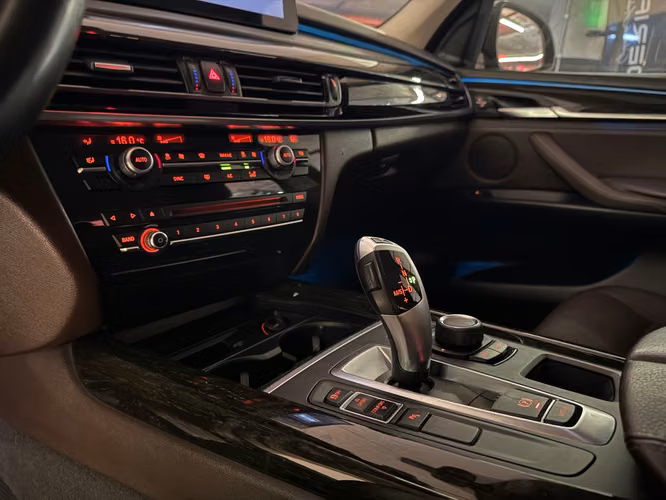 BMW X5 xDRIVE35d 2017 - Imagen 11