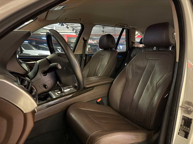 BMW X5 xDRIVE35d 2017 - Imagen 13