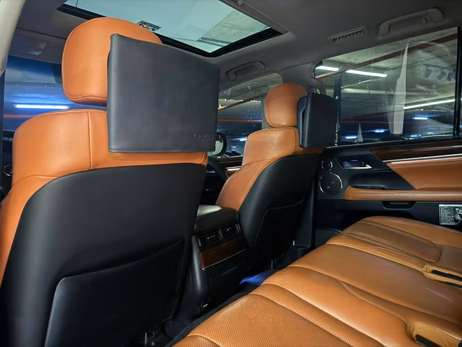 LEXUS LX 570 - Imagen 12