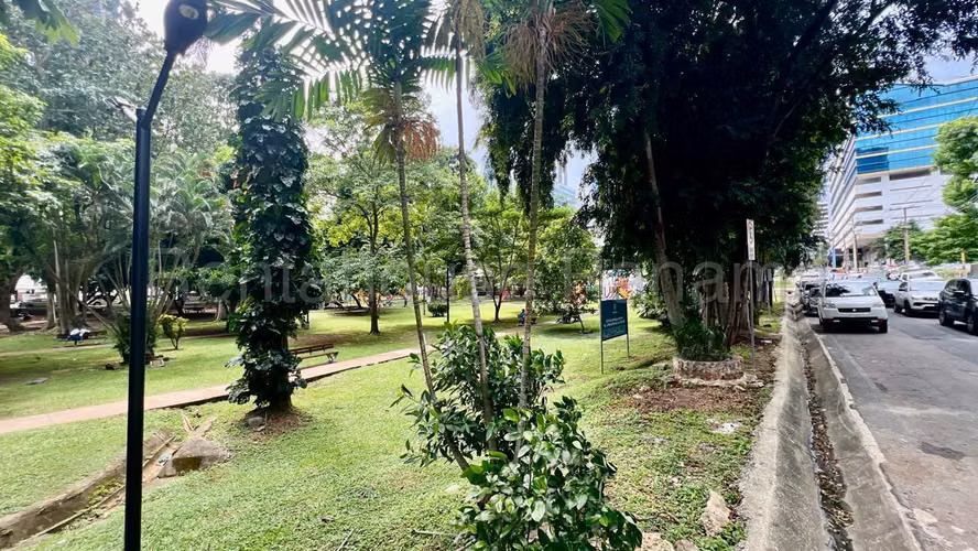 Venta de oficina ubicada en una de las torres empresariales más modernas de Obarrio 27*2377Mfk