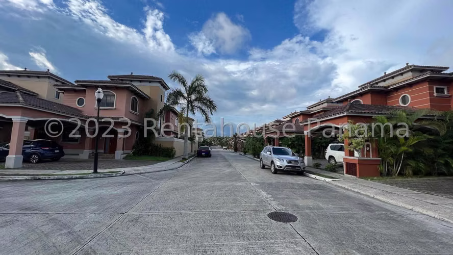 Venta de Casa a Estrenar en Costa Sur 24*2109Mfk