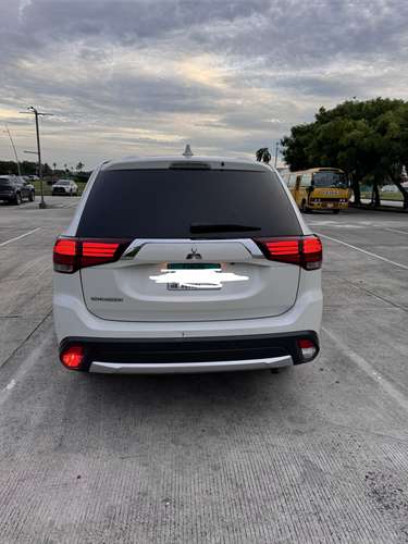 SUV Mitsubishi Outlander 2019
