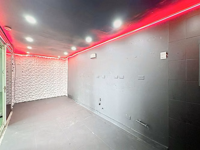 Alquiler de local en San Francisco – Plaza Container - Imagen 9