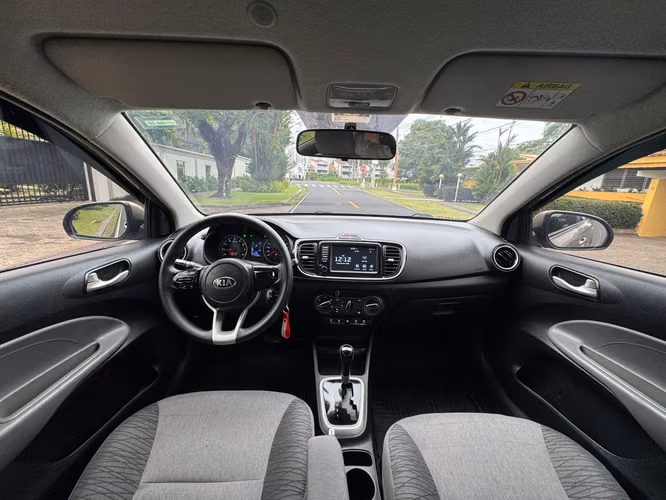 Kia Soluto Año 2022, Automatico - Version Semi Full     - Imagen 10