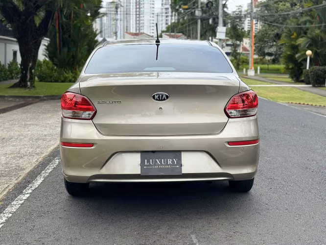 Kia Soluto Año 2022, Automatico - Version Semi Full     - Imagen 6