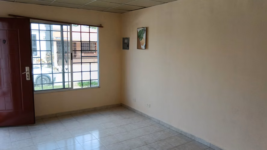 VENTA DE CASA EN URBANIZACION HACIENDA SANTA FE- TOCUMEN