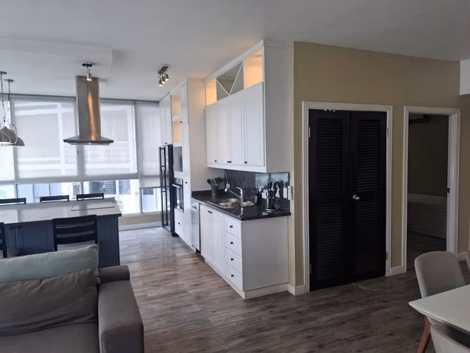 ALQUILO APARTAMENTO EN AVE, BALBOA, AMOBLADO, 2 RECAMARAS, VISTA AL MAR, 140M2.