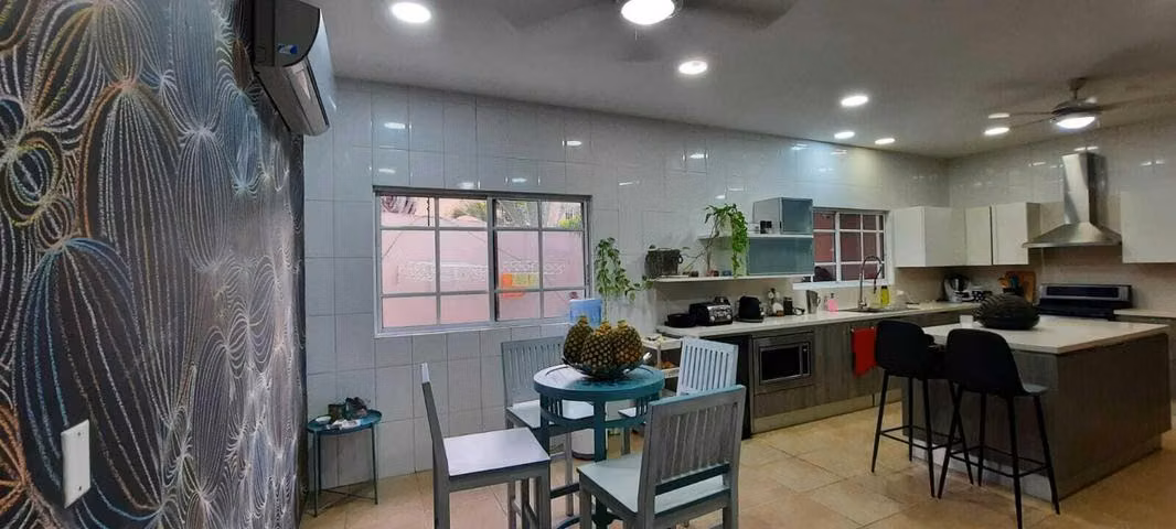 Venta de Casa en Costa del Este, Residencial Costa de las Perlas  22LGG8044