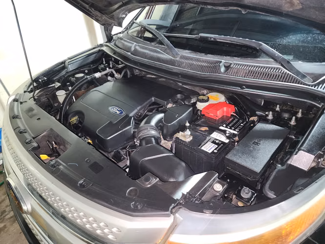 Vendo Ford explorer 2013 - Imagen 6