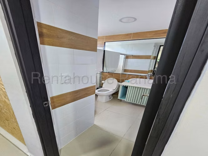 SE ALQUILA CASA EN COSTA SUR DPA27-2375