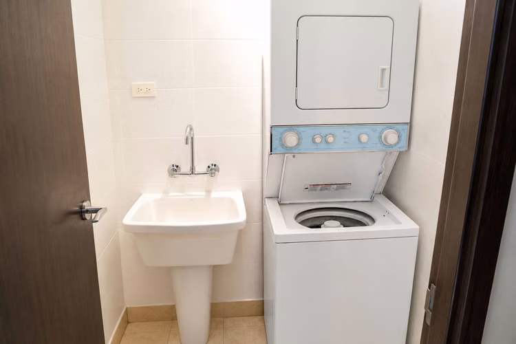 . Apartamento en Punta Pacifica I 1 Rec I amoblado I con balcon y vista al mar