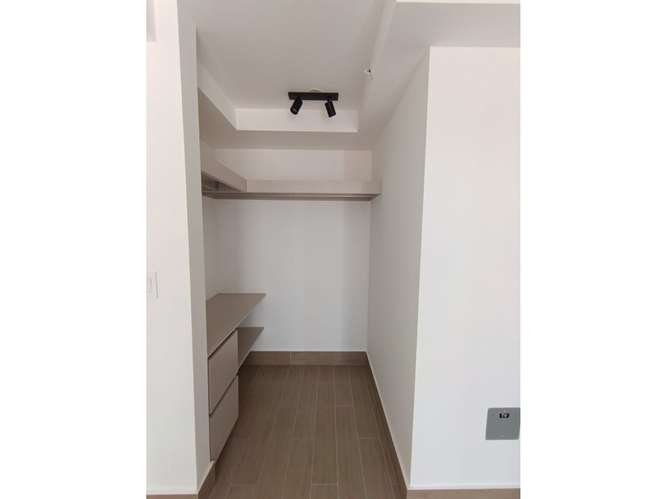 ALQUILER DE APARTAMENTO EN BELLAVISTA, AV. BALBOA, PH ARMONIA