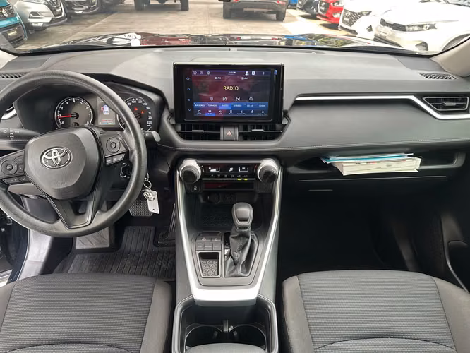 Toyota RAV4 2025