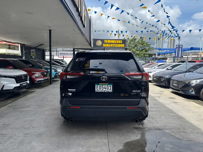 Toyota RAV4 2025