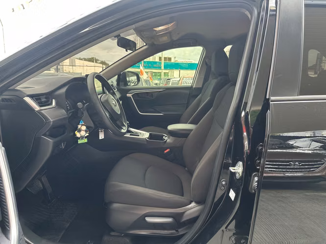 Toyota RAV4 2025