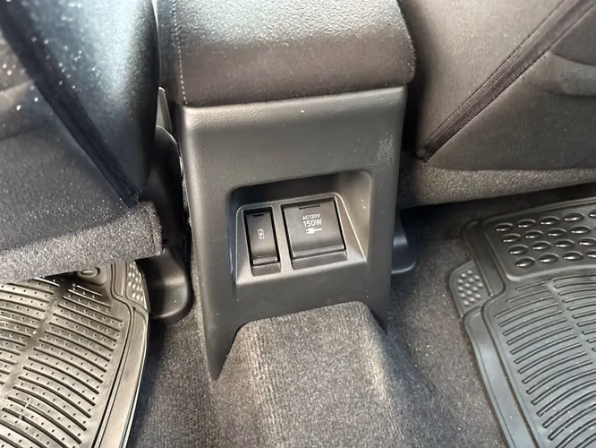 Mitsubishi Montero Sport 2023 - Imagen 12