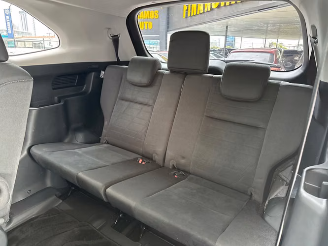Toyota Innova 2024