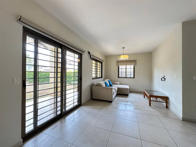 Se Vende Casa en Woodland- Panama Pacifico
