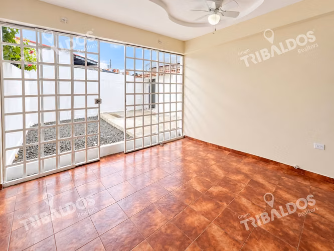 Casa en Venta o alquiler en Campo Lindbergh | 2 Recámaras, 2 Baños y Ubicación Estratégica - Imagen 2