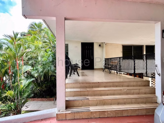 Venta de Casa en Loma Alegre EC