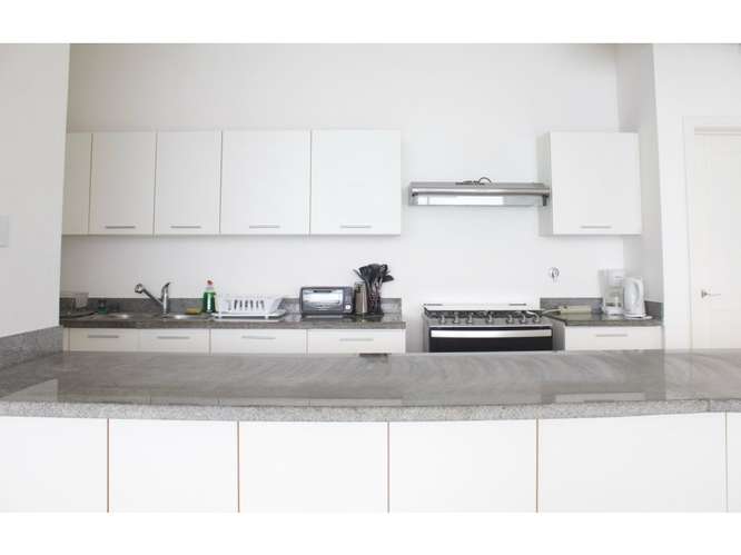 ALQUILER APARTAMENTO AMOBLADO WATERS ON THE BAY AVENIDA BALBOA CP