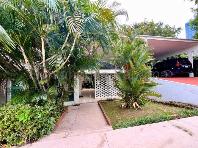 Venta de Casa en Loma Alegre Solo Cliente Directo MC
