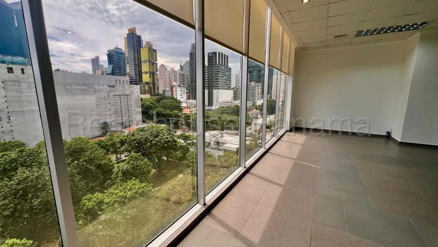 Venta de Oficina en Obarrio Solo Cliente Directo MC - Imagen 13
