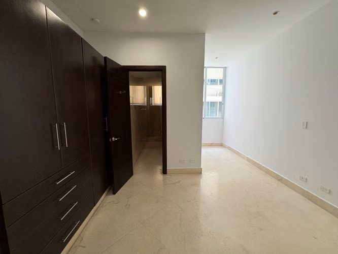 Alquiler de Apartamento, PH The Point
