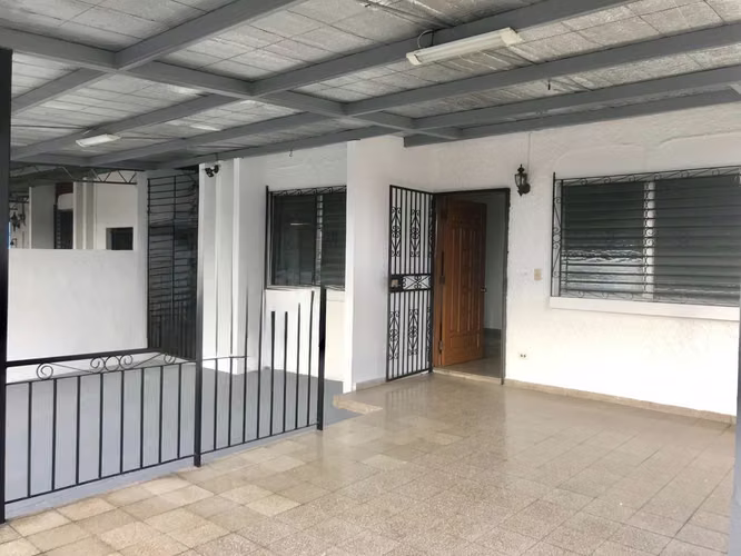 Se Vende Casa en Santa Clara, Ciudad de Panamá