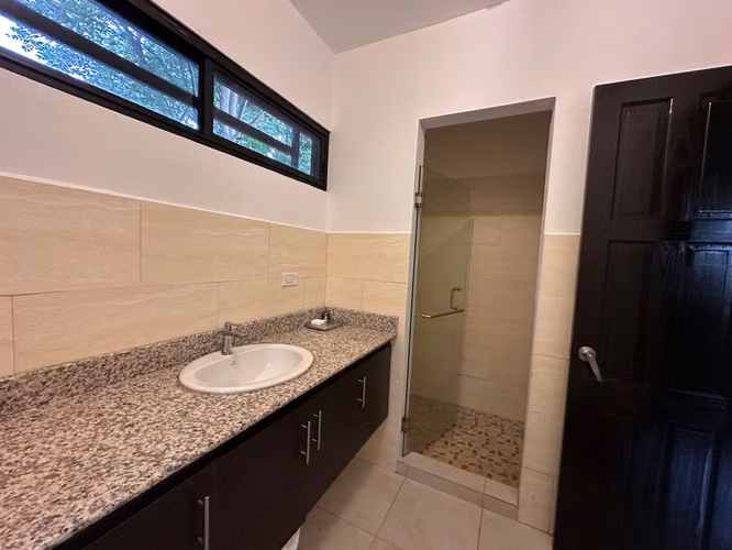 SE ALQUILA CASA SEMI AMOBLADA O SIN MUEBLES EN EXCLUSIVA ÁREA DE DAVID - Imagen 7