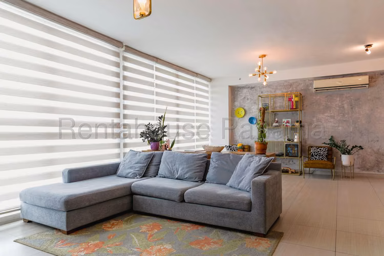 Vendo Apartamento en Costa del Este OF25-9143