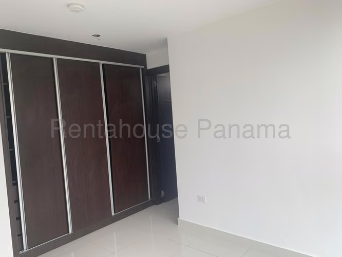 Venta de Apartamento en Ph Carreras El Carmen | Solo Cliente Directo LFC
