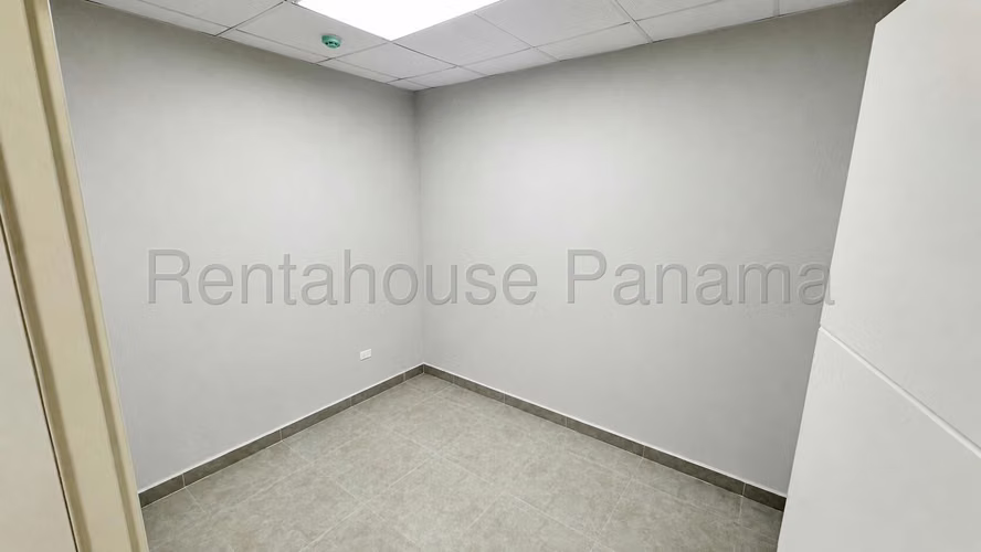 Galera en Alquiler en Cristobal 6532 m² LR - Imagen 11