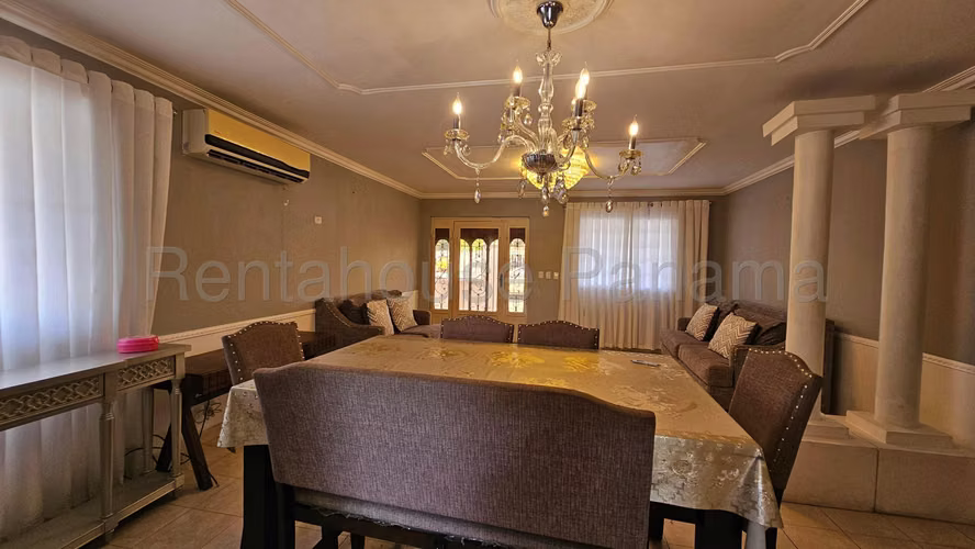 Vendo Casa de 453m2 en Vista Alegre Quintas de Nuevo Arr 25-9523SRZ
