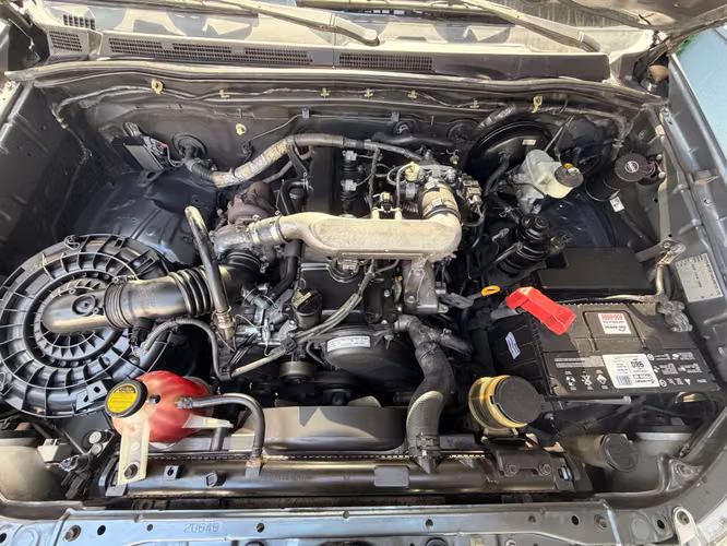 Toyota Hilux Manual 2009  - Imagen 9