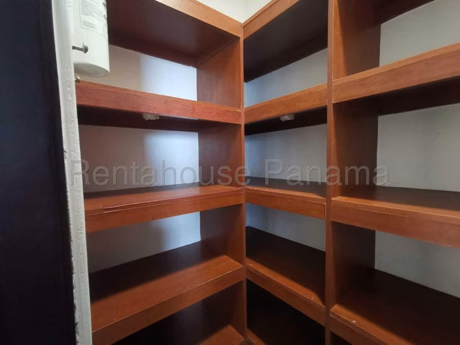 Venta Apartamento 3 Recamaras 453 m2 Pisos de Marmol en PH Ten Tower, Costa del Este - ALYC 27-721