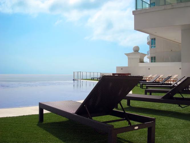 Pta Pacífica | P.H. Oasis On The Bay | Vista al Mar L/B $220,000 - Imagen 15