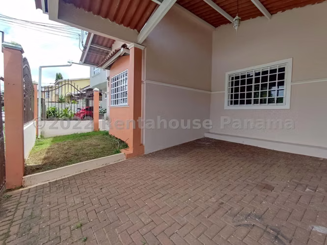 VENTA DE CASA EN CHORRERA DDB26-4408