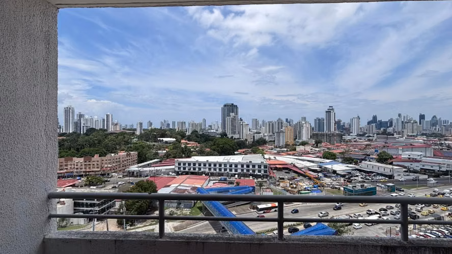 ALQUILO APARTAMENTO FRENTE A LA ESTACIÓN DEL METRO DE EL INGENIO – $900 - Imagen 13