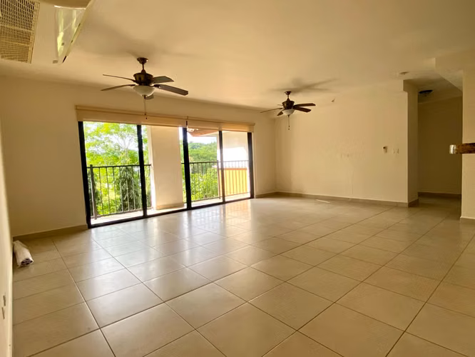 Embassy Club, Venta Apartamento, Clayton, Panamá JC