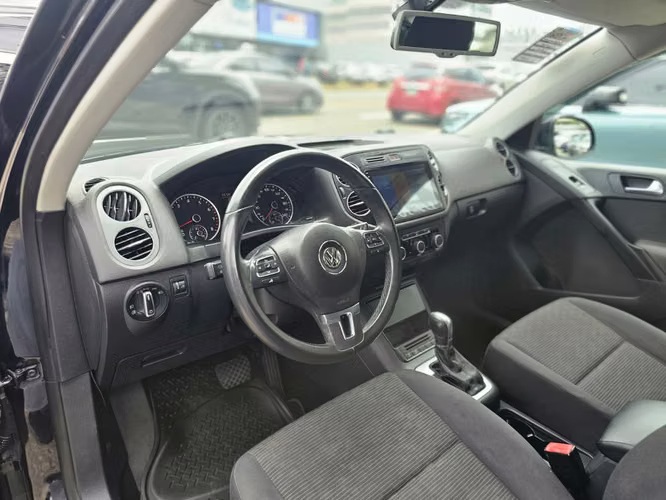 VOLKSWAGEN TIGUAN 2015 - Imagen 4