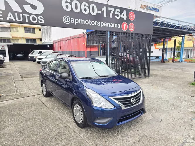 NISSAN VERSA 2020