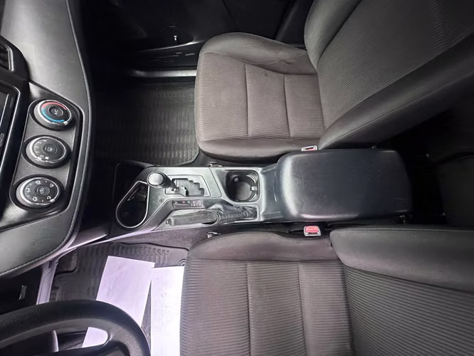 Toyota RAV4 2017 Automática en Panamá – SUV - Imagen 6