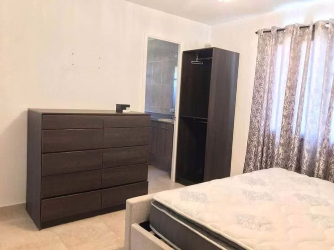 SE ALQUILA AMPLIA CASA SEMIAMOBLADA EN LAS CUMBRES, VISTAS DEL LAGO - Imagen 10