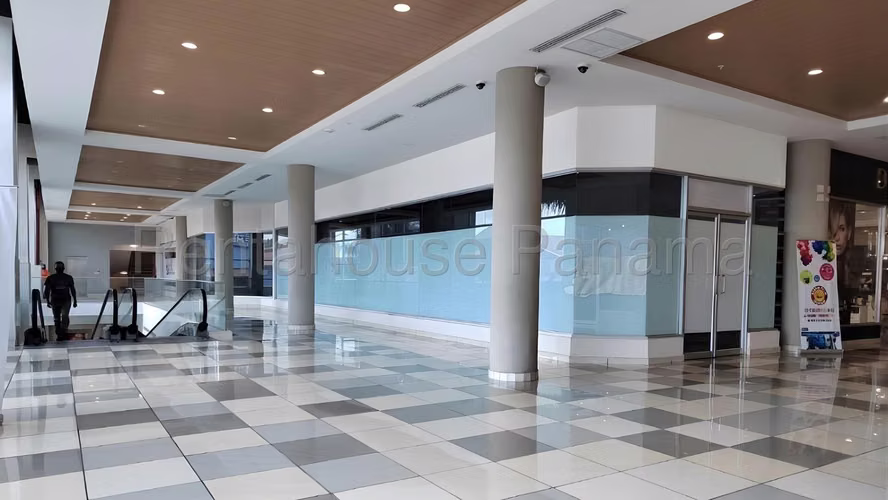 Alquiler de Local Comercial en Albrook 26PPM6096