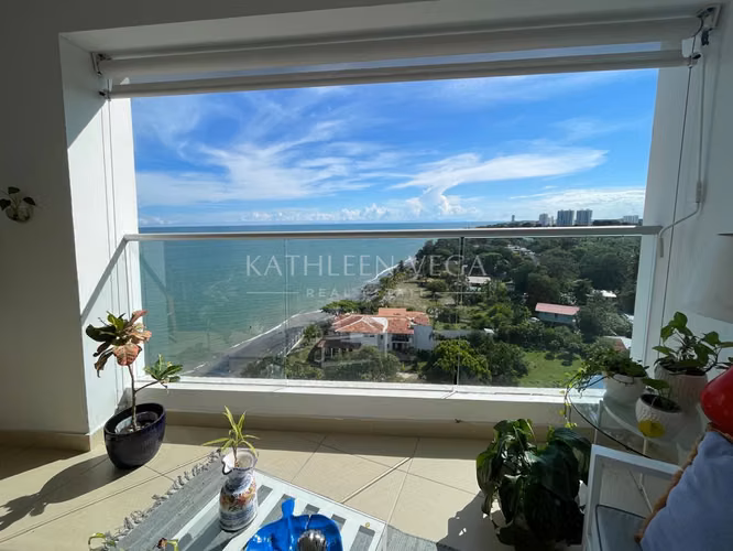 Furnished Beach Apartment for Rent at P.H. Patricia Italia, Farallón