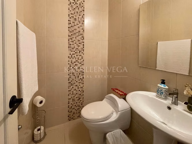 Apartamento en alquiler de playa amoblado en P.H. Patricia Italia, en Farallón - Imagen 9